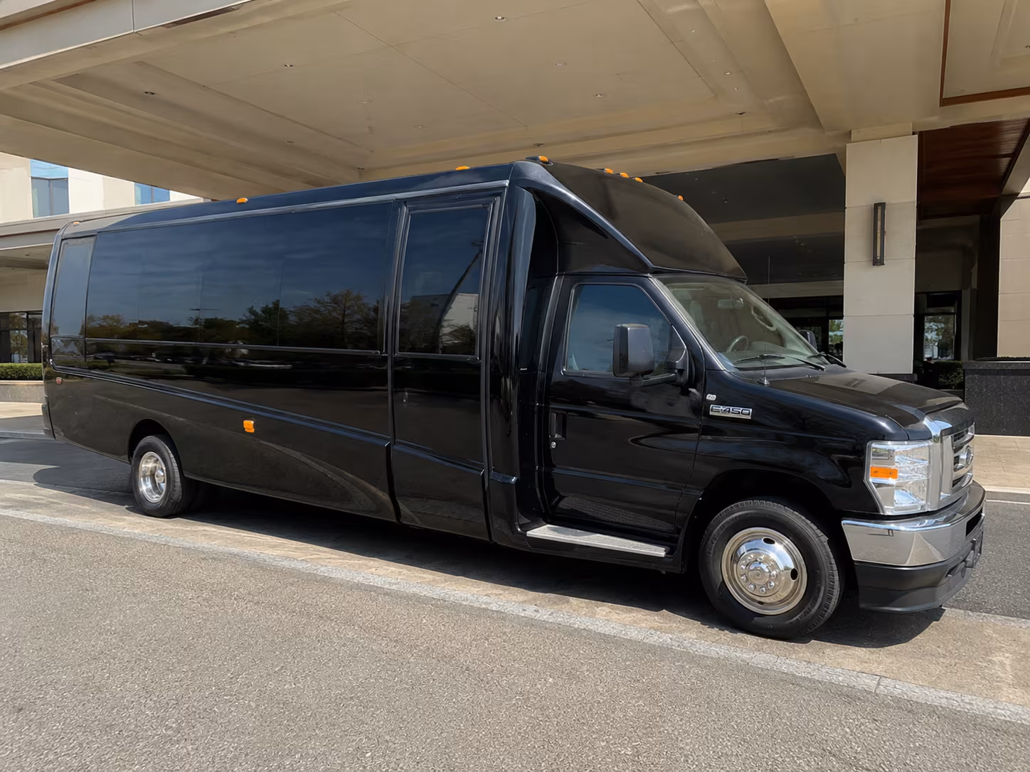 Nashville Homecoming & Prom Party Bus Rentals